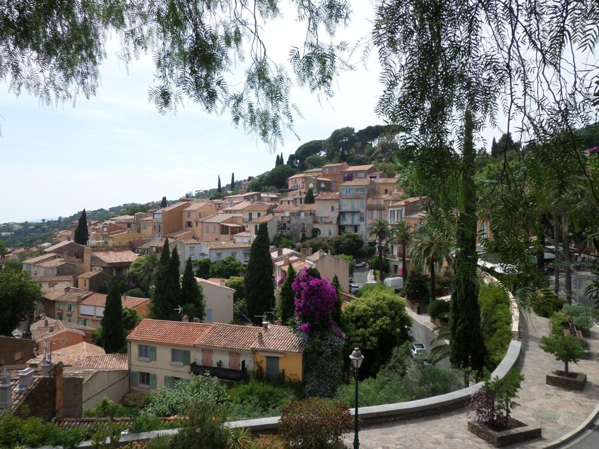 T2 Terrasse, Bormes Les Mimosas La Faviere, 5 Pers, 5 Mn A Pieds Des Plages Et Commerces Exterior foto